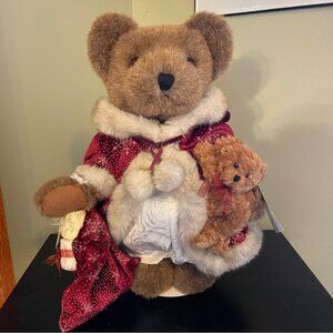 2003 Sasha & Nicholas Plush Christmas Bear w/Baby Gifts Collectible Holiday 15"